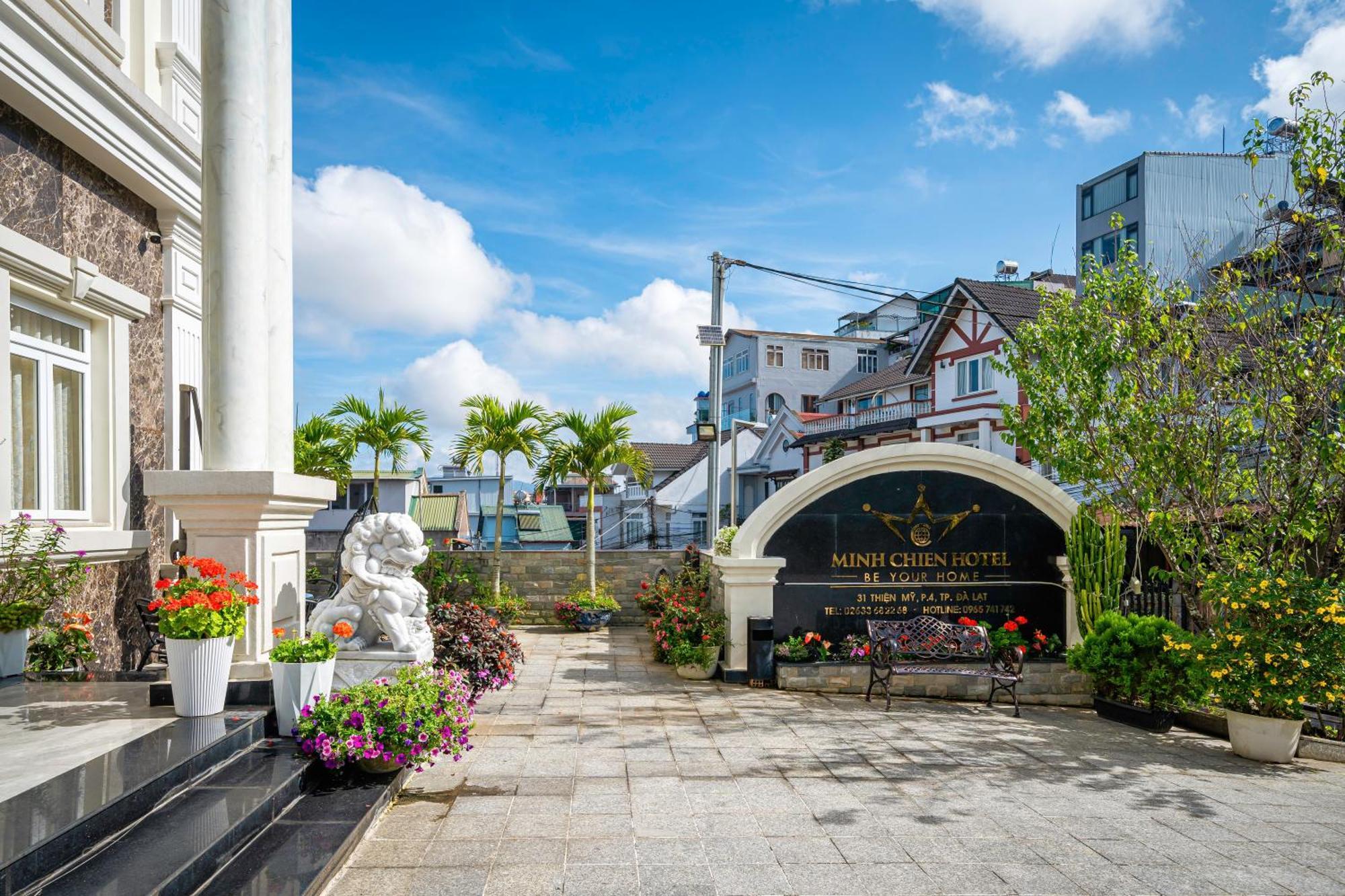 Minh Chien Hotel Da Lat Esterno foto